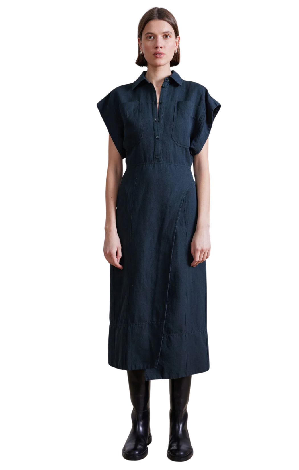 Yelena wrap midi dress blue short sleeve front pockets Classic shirting details complete with a cool wrap skirt. Crafted from a soft blend of cotton and linen. By Apiece Apart.